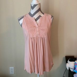 Peach colored tank top